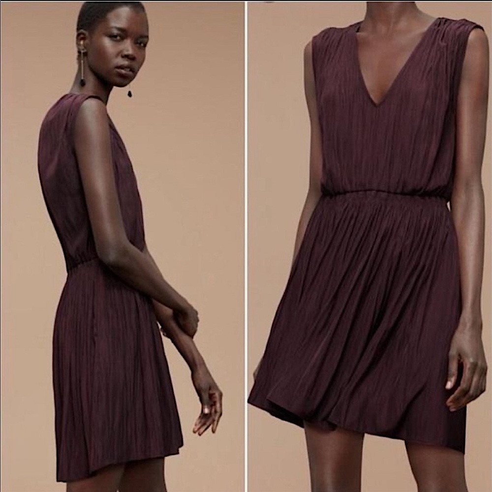 Wilfred. Aritzia. Almeida silky satin look dress